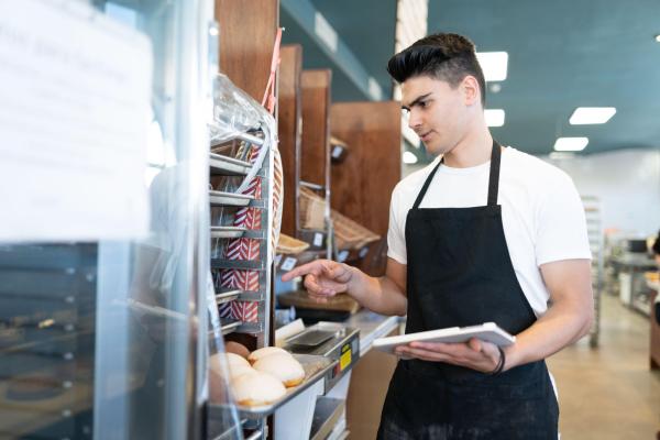 Employee tracking food safety